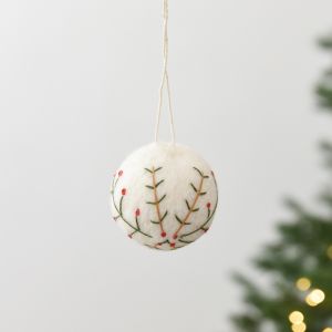 ERMENLED Snowflake Shape Felt Snowflake Pendant Exquisite Craft Wool Felt Wool Ball Pendant Durable Lightweight Christmas Decorative Felt Balls Christmas Tree