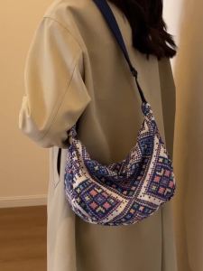 Small Dumpling Bag Ins 風包包女包 包 斜挎 2023 新款 Sholder Bag 女包 包 斜挎包包 女 斜挎包 2025 新款肩包 Small Shoulder Bag 包包 斜挎包 Small Crossbody Bag Women 大容量民族风饺子包包女2025上班通勤时尚单肩包女Ins帆布斜挎包