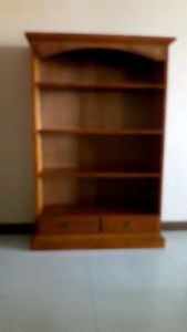 ชั้นไม้จริงยางพารา 105 CM / แข็งแรงทนทาน