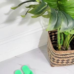 [Free Shipping] Transparent Crystal Jelly Slippers For Women Vintage Retro Style Suitable For Mothers Indoor Flat Non-Slip Slip-On Slippers