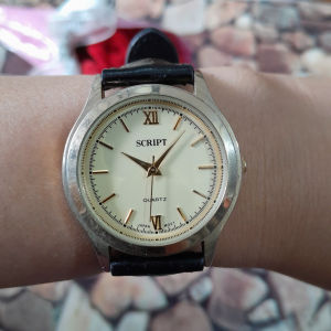 Đồng hồ nam SCRIPT máy vàng size:35mm dây da đen second hand si nhật- đã qua sử dụng