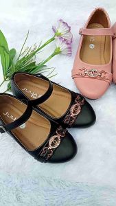 FATHARANI Sepatu Pesta Anak Elegan dengan Ring Gold & Sol Karet - Ukuran 26-30
