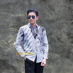 Galeri Batik Ardev - Ardhani Kemeja Batik Pria Slim Fit Lengan Panjang Atasan Batik Warna Blue Grey