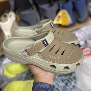 รองเท้า Crocs รองเท้าCrocs Lite Ride ผลิตจากยางอย่างดีนิ่มเบาไม่ลื่นใส่สะอาดเท้า  Size M7.M8. M9. M10 .M11