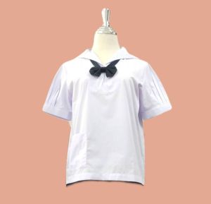 เสื้อนักเรียนหญิง คอปกทหารเรือ ตรา Mira Uniforms