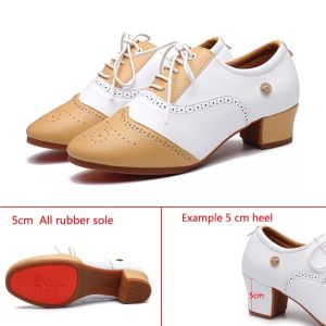 รองเท้างานเลี้ยงเต้นรำครูส้นสี่เหลี่ยมหนังนิ่มสไตล์มืออาชีพทันสมัยสำหรับผู้หญิงขนาด3.5/5ซม.