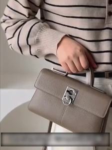 (Ac) Thiết Kế Thích Hợp Sang Trọng Nhẹ CAFUNE Stance Wallet Dòng Túi Xách Đeo Vai Bằng Da Nữ