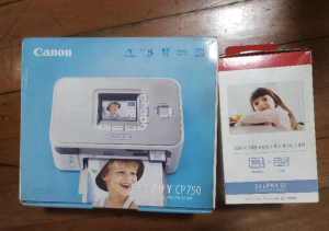 CANON SELPHY CP750 PHOTO PRINTER AND KP-108 INK & PAPER BUNDLE
