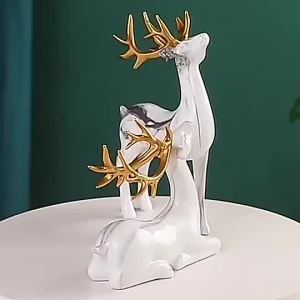 2 Pieces Resin Crafts Elk Ornaments Resin Statues Home Wine Cooler Office Animal Ornaments