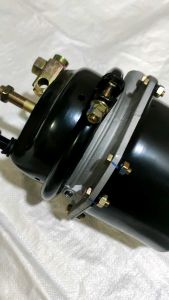 Bầu phanh lốc kê xe Howo ty ngắn. Bầu lốc kê Howo hàng đẹp bầu thắng lốc kê Howo A7 bầu secvo thắng Howo A7... lốc kê  A7 lốc kê Hổ vồ...VIE PARTS