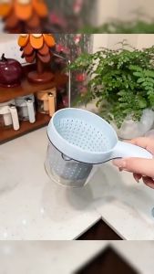 BeeFarm Dual Layer Handheld Drain Colander Portable Fruit Vegetable Washing Basket Kitchen Strainer Bowl