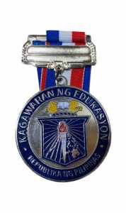 40 PIECES 5cm. Kagawaran Medals with Blue Red & White Lace - Silver/Gold Bronze Medal