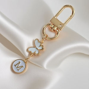 shiqinbaihuo Kim loại bướm thư Keychain thời trang A-Z thư Keyring quyến rũ chìa khóa xe chủ sở hữu túi Mặt dây chuyền phụ kiện đồ trang sức quà tặng