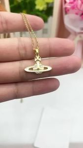 Fashionable and sophisticated womens accessory: copper pendant with zirconia stainless steel necklace light luxury niche versatile jewelry
