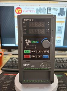 Biến tần KCLY EDK580 075kw 15kw 2.2kw 220 Điện Vào 1 Pha 220v Ra 3 Pha 220v Dùng Cho Motor 3 Pha Dòng Tải Nhẹ Đa Năng