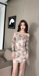 Dazzlin  ใหม่เซ็กซี่ตาข่ายพิมพ์เปิดไหล่เอวสูงใส่แล้วดูผอมแขนยาว bottoming ชุดเดรสสะโพก