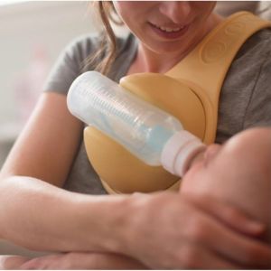 Đai Đeo Bình Sữa Xoay 360° Cho Bé | Giữ Bình Sữa Rảnh Tay Silicone An Toàn Tiện Dụng