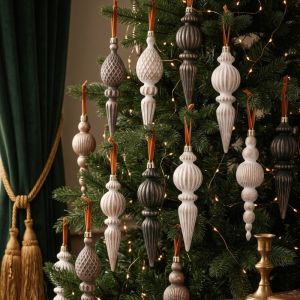 SOULLOV Plastic Vintage Finial Christmas Ornaments Conical Shape Antique Style Christmas Tree Pendants Luxury Retro Xmas Balls Hanging Pendants Christmas Party Decor
