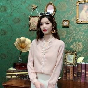 Ammin 2024 cổ điển phong cách Trung Quốc Khóa đĩa ren rỗng ren v-cổ Tay áo dài Áo voan nữ phiên bản sửa đổi của áo blouse thanh lịch sườn xám