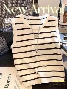 Knitted Small Tank Top Vest for Women 2025 Summer New Striped Sleeveless Top for Layering or Outerwear Hot Womens Fashion