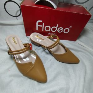 Sepatu sandal wanita kekinian termurah/sandal wanita hak slip on 3cm sambung kacang