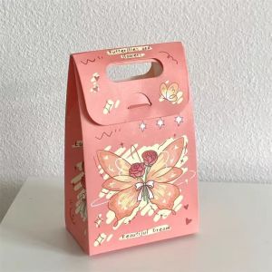 กล่องของขวัญ ลายผีเสื้อ แบบหิ้ว กล่องพิมพ์ลาย ใส่ขนม ลูกอม ขนาด 9.8*6*16 ซม.