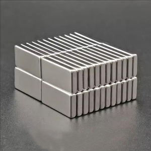 YESPERY 100PCS Super Strong Neodymium Refrigerator Sticker 20mm X 10mm NdFeB Square Hook