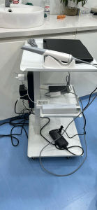 Xe đẩy nha khoa dùng cho laptop kết hợp với máy Scan trong miệng