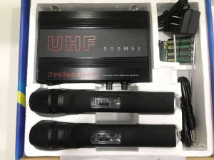 Shure LX-68 2 Channel UHF Professional Wireless Microphone System