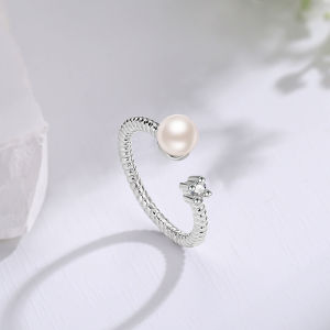 Ganten🍎Cincin Terbuka Kupu-kupu Mutiara Zirkon Cincin Pribadi Wanita/Hollow Ring COD