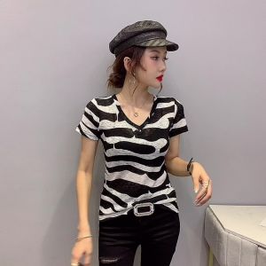 REHIN Áo Thun In Ngắn Tay Cổ Chữ V Áo Cánh Nữ Ôm Sát Áo Hè Mới 2022