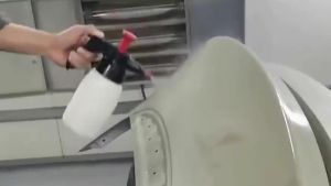 Corrosion Resistant Car Wash Sprayer 1L Handheld Spray Bottle for Solvents Thinners & Cleaners Prevents Evaporation.