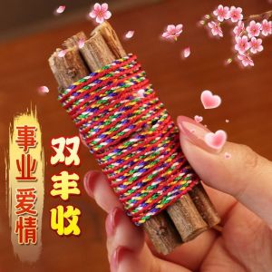 已开光 祈福 招财桃花运  招桃花东南7根桃枝绑五色线七厘米五彩绳编织泰山桃木招桃花摆件 Seven Peach Wood Branches Are Truly Old. The Peach Branches Can Calm The Alarm and Bring Wealth To The Bedside. Carry A Five-color Rope Pendant As A Gift with You