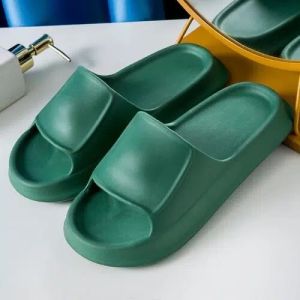 XWshop รองเท้าแฟชั่น รองเท้าแตะ รองเท้าแบบสวม คอลเลคชั่นใหม่ สุดว้าว   พื้นนิ่มใส่สบาย สีสันสดใส น่าใสสุดๆ😎รองเท้าแตะสวยงามกริบกริม