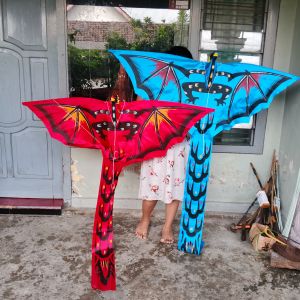 Mainan Anak-Anak Layangan Lipat Model Naga
