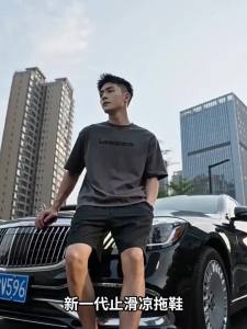 [Free Shipping] New MenS Outdoor Slippers Breathable And Non-Slip For Summer Thick-Soled Suitable For Home And Sports Two-Way Wear EVA Sandals For Men