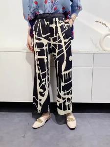 กางเกงจับจีบของผู้หญิงกางเกงขาสั้นตรงกางเกงขาม้าพิมพ์เอวสูงลดไขมัน Comfort และลำลอง # K-829