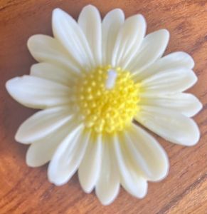 Daisy Flower Floating candle Deepavali Diwali Candle – Soy Wax with Fragrance Oil