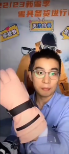 Adult Snow Ski Gloves Thick Winter Warm Gloves Windproof Waterproof Snow Ski Gloves with Zipper Pocket for Women Men