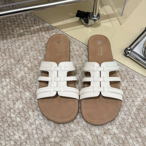 [Free Shipping] 2026 New Womens Slippers for Spring and Summer Cross-Strap Flat Beach Sandals for Fashionable Outdoor Wear