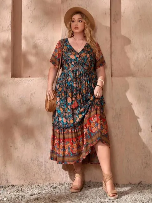 Plus Size Elegant Casual Retro Vintage Print Style V-Neck Boho