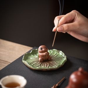 PYA94 Zen Chinese Style Animal Lotus Incense Burner Frog Turtle Crab Ceramics Incense Stick Burner Creative Desk Decor Lotus Censer Holder For Household Aroma