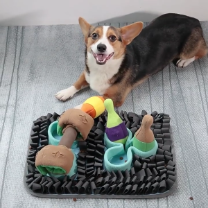 Dog Snuffle Mat Slow Feeder Foraging Pad Interactive Toy Nosework Treats Sniffing Training Mats for Small to Large Dogs
