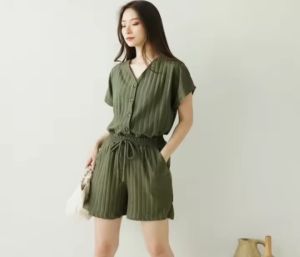 celana pendek knit hornet celana knit hornet hotpants celana pendek wanita di atas lutut bahan knit hornet hotpants premium