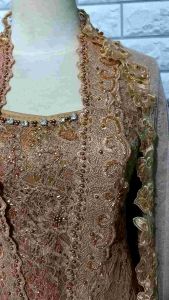 set kebaya pesta modern kebaya kutubaru + lpngtorso dan slendang ola