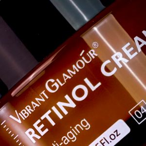 VIBRANT GLAMOUR Botanical Retinol Anti-Wrinkle 2PCS  Cream + Eye Serum  Reduces Nasolabial Folds & Firming & Lifting & Sensitive-Skin Friendly 30ml+30g