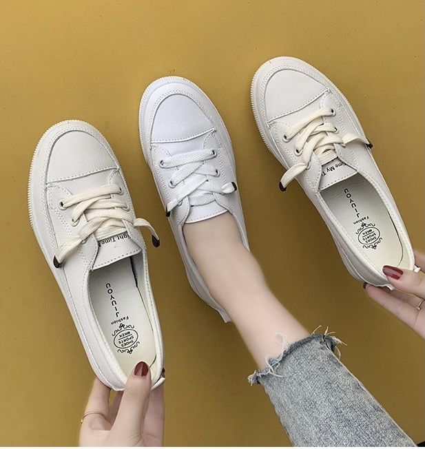 Flat white 2025 canvas shoes