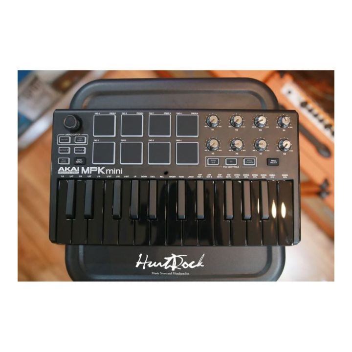 Akai%20MPK%20Mini%20Limited%20Black%20Edition%20MK2%20-%20Image%203