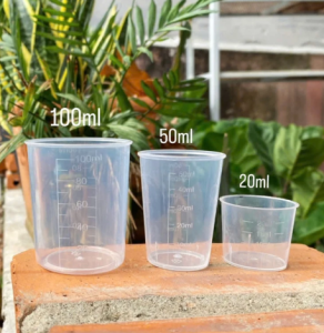 Ly Đong Nhựa 100ml