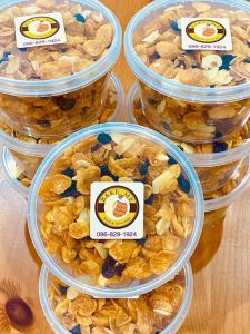 สุดยอดของความอร่อย คอร์นเฟลกคาราเมลน้ำผึ้ง (Honey Caramel Cornflake) แถมมีประโยชน์ด้วย